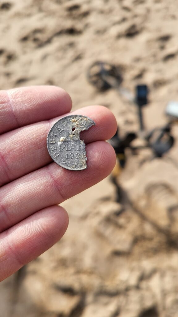Alte 200 Mark Münze in Hamburg am Elbstrand gefunden. Verloren vor Jahren