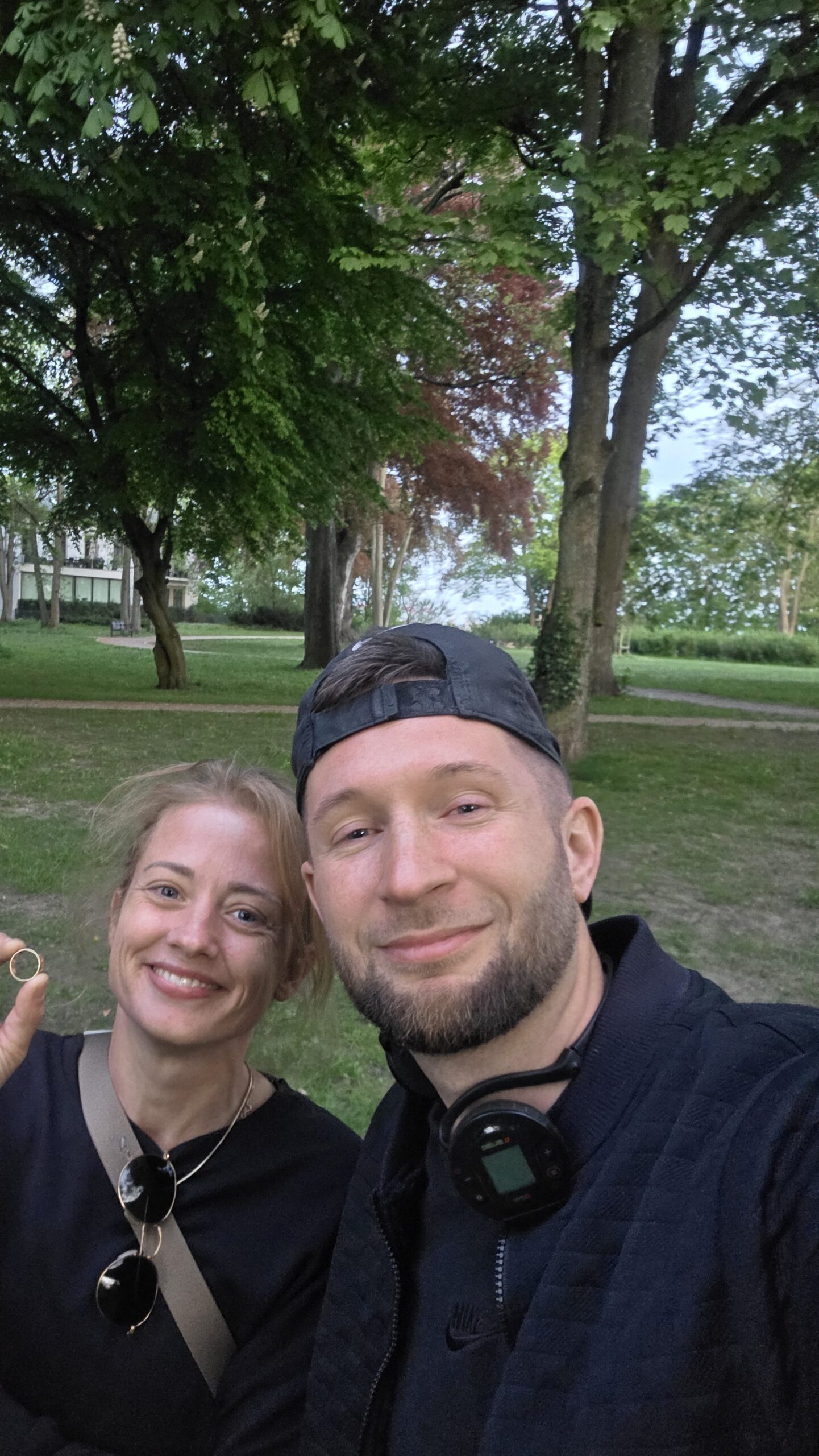 Goldring im Park gefunden schröders elbpark