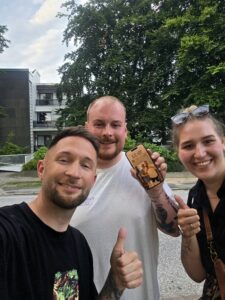 handy im fluss wiedergefunden
