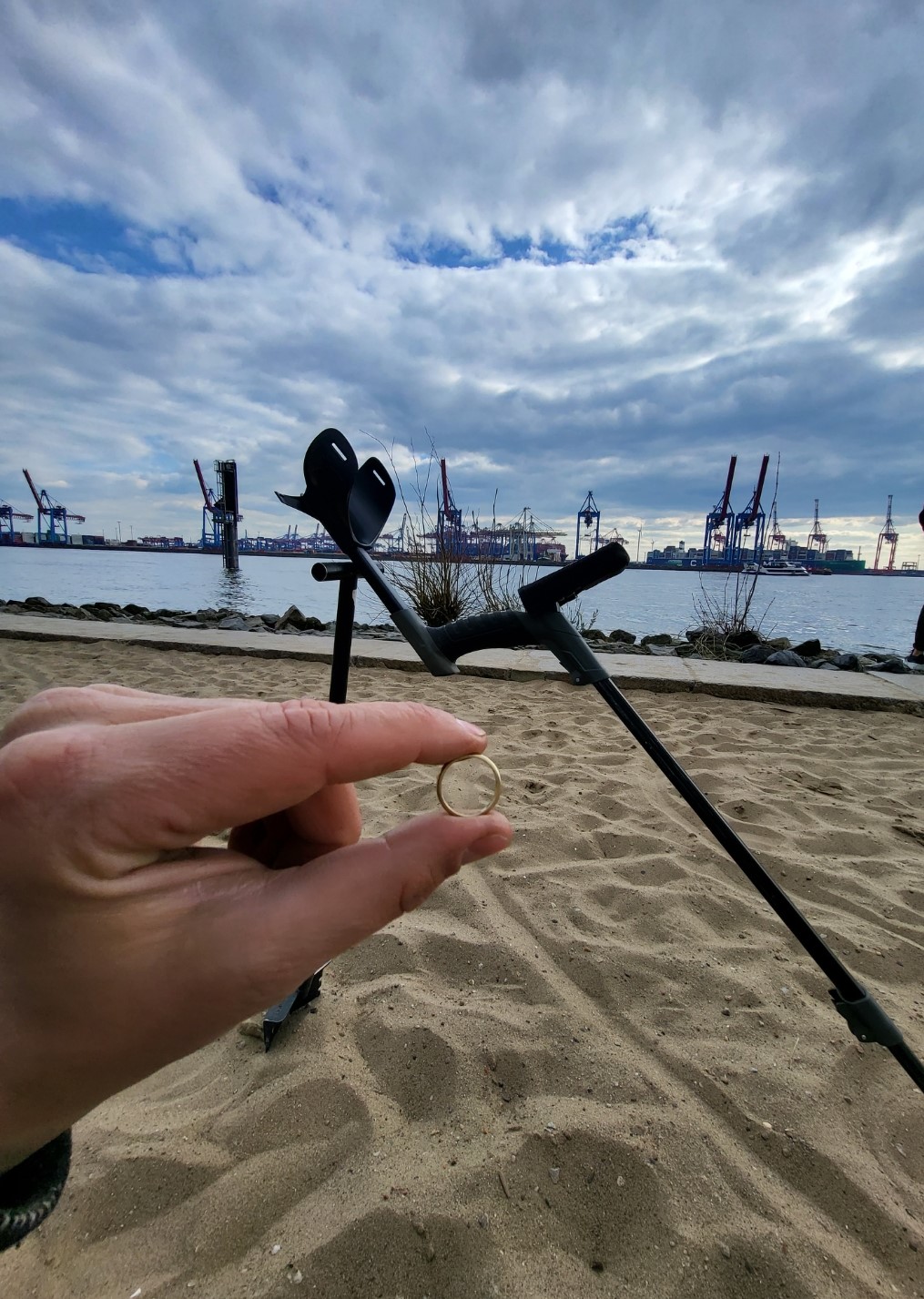 ehering am strand verloren